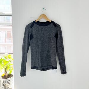 Lululemon Gray Herringbone Long Sleeve Top Size 8
